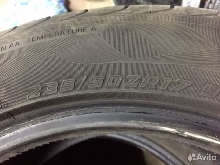 Yokohama Advan Sport V105 235/50 R17