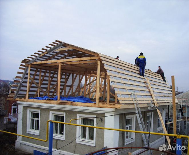 Бригада строителей. Строительные работы