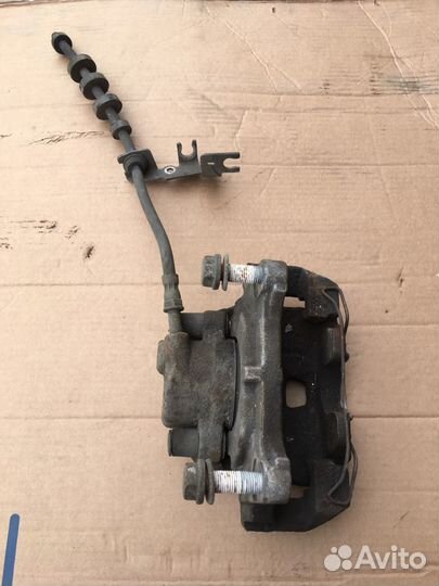 Суппорт тормозной передний левый Audi A4 B8 A5 8T