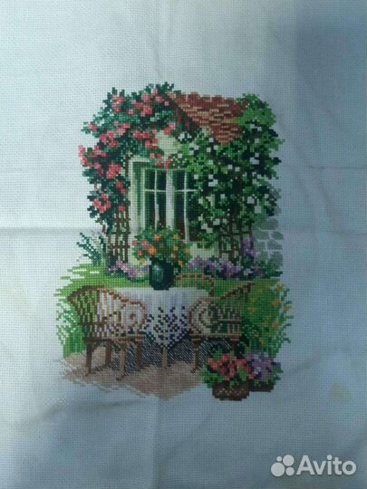 Картина вышитая крестом без рамки