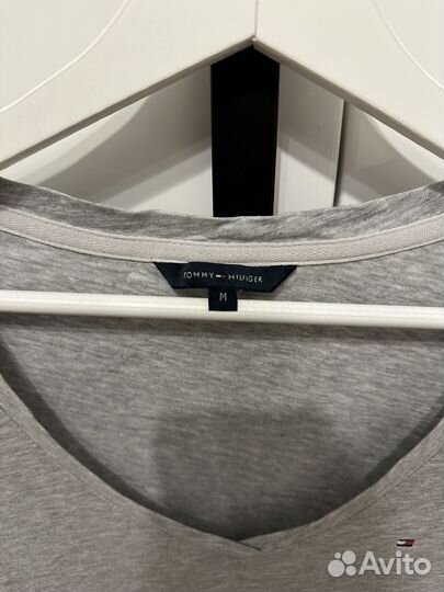Tommy hilfiger футболка женская