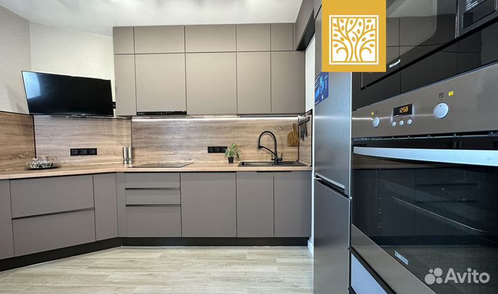 Угловая кухня «Матео» + духовка в подарок