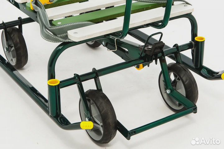 Санки с колесами зеленые