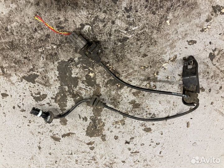 Датчик abs задний левый Honda Civic 4D 2005-2011