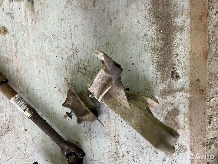 Опора двигателя на рено логан