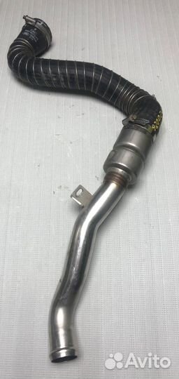 Патрубок интеркулера нижний левый