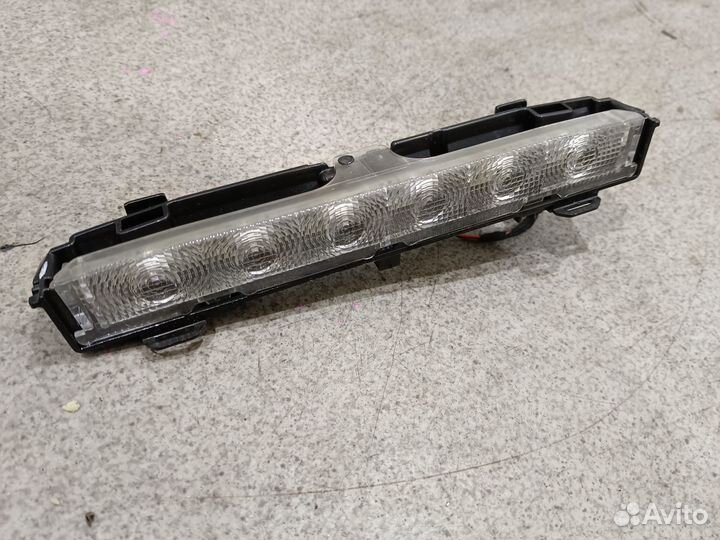 Дополнительный стоп сигнал для Volkswagen Jetta 6