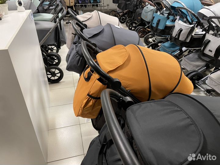 Прогулочная коляска всесезонная большие колеса