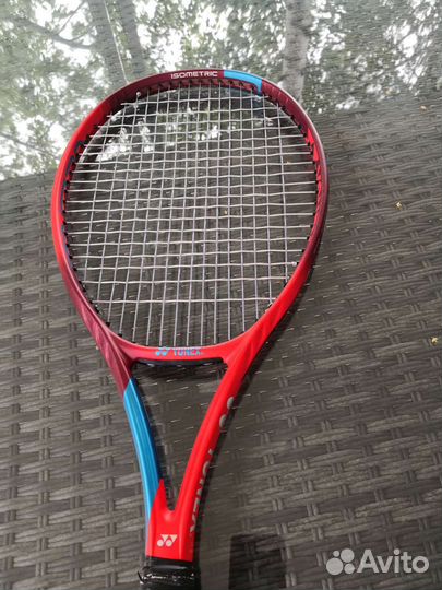 Теннисная ракетка Yonex Vcore 98
