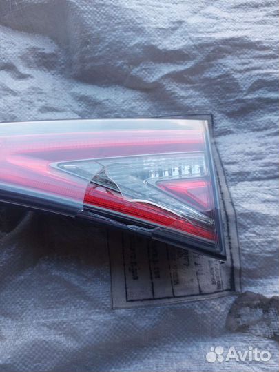 Стоп правый Toyota Sai AZK10