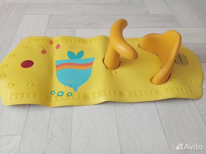 Стульчик для купания в ванной