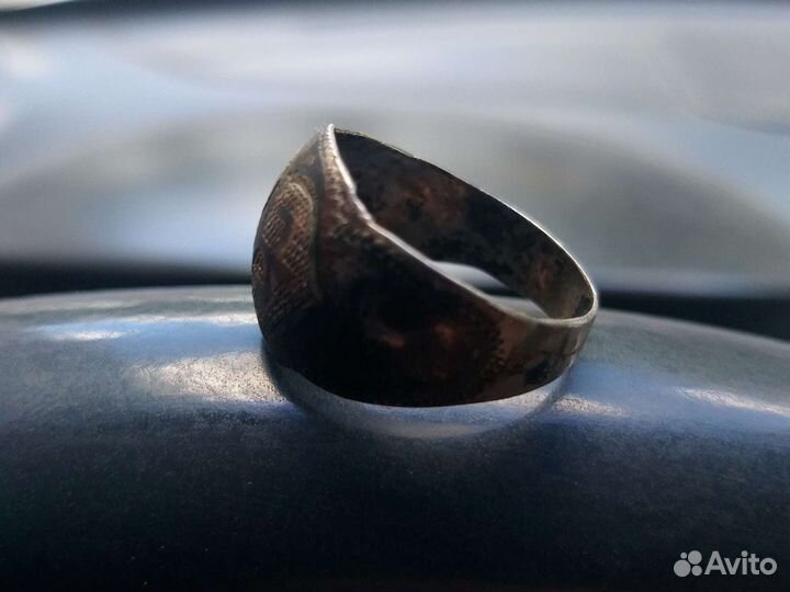Серебряное кольцо женское