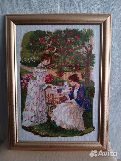 Картина вышитая