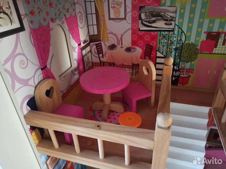 Домик кукольный