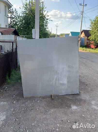 Емкость для воды бу1,5на2метра