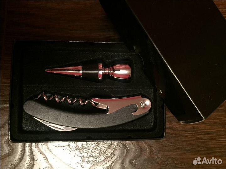 Винный набор. Пробка и штопор. Подарок