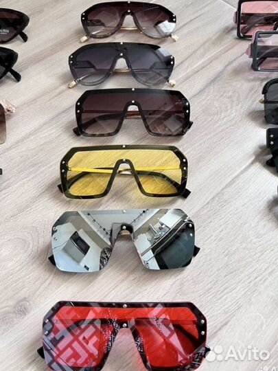 Очки солнцезащитные