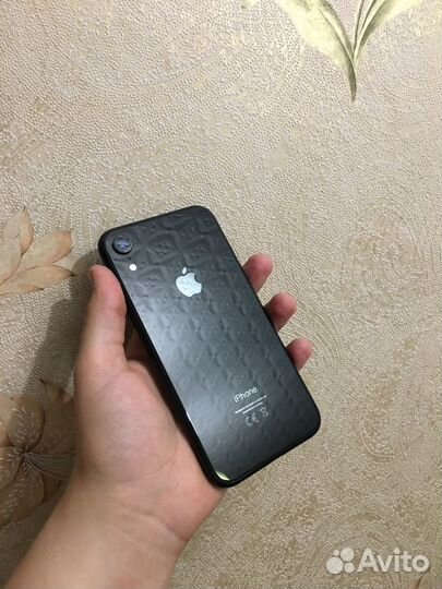 iPhone Xr, 128 ГБ