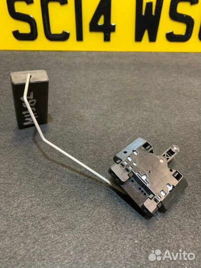 Датчик уровня топлива Skoda Yeti 1.2 cbzb 2011