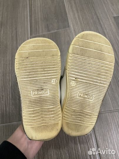 Ботинки для девочки 23