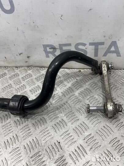 Стабилизатор передний Audi SQ7