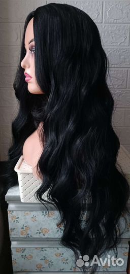 Парик волнистый длинный без челки Черный