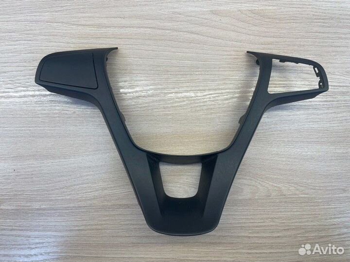 Накладка руля LADA X-Ray