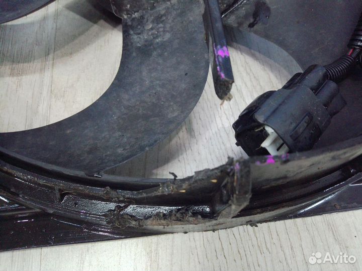 Вентилятор радиатора охлаждения двигателя диффузор