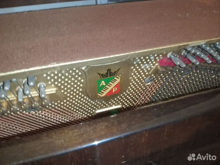 Пианино петроф Petrof