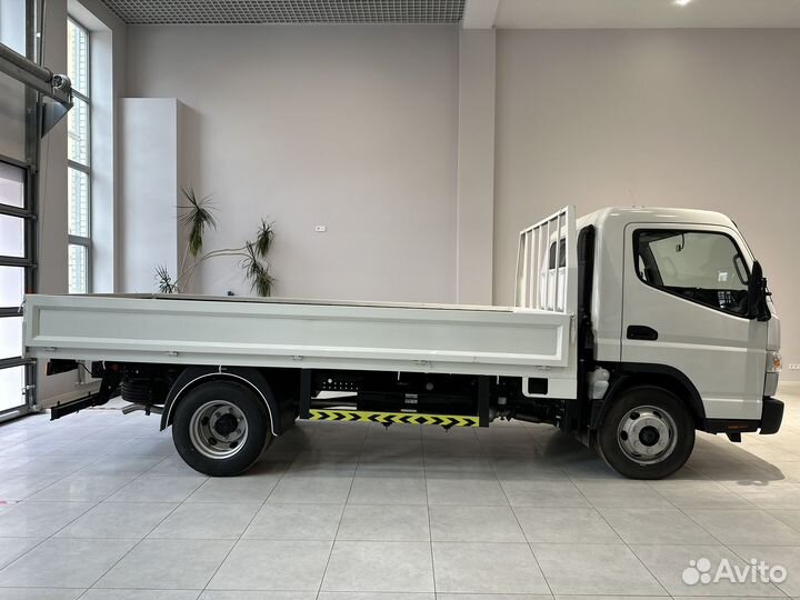 Mitsubishi Fuso Canter бортовой, 2023