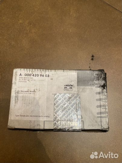 Колодки передние оригинал для Мерседес E W213