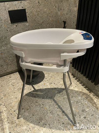 Детская ванночка с подставкой