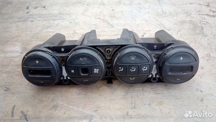 Блок управления климат контролем на Опель Омега Б