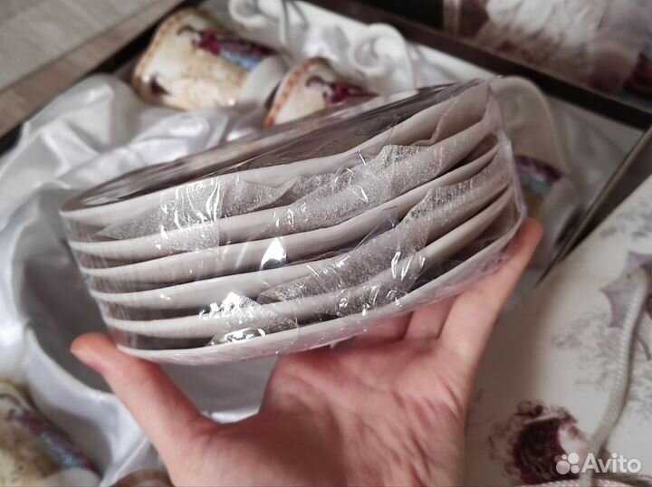 Чайный сервиз и тортовница Lenardi