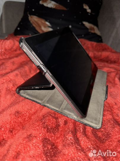 Планшет Samsung Galaxy Tab 2 10.1 GT-P5100 16Gb