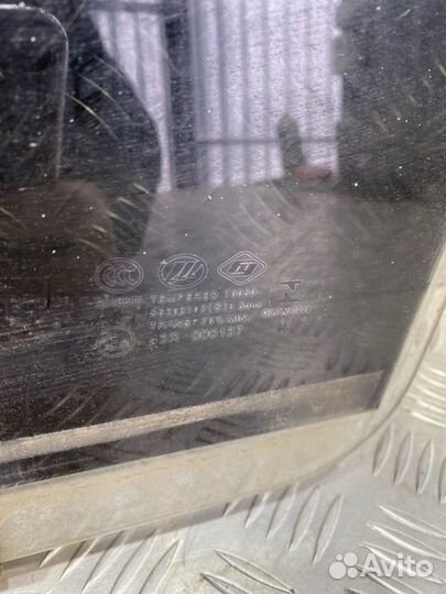 Стекло двери опускное заднее левое Lifan X60