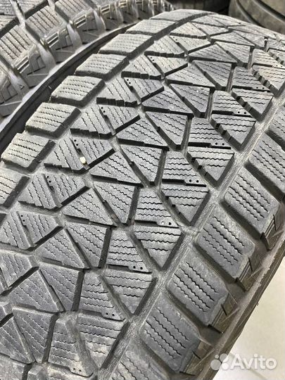 Bridgestone Blizzak DM-V2 225/65 R17