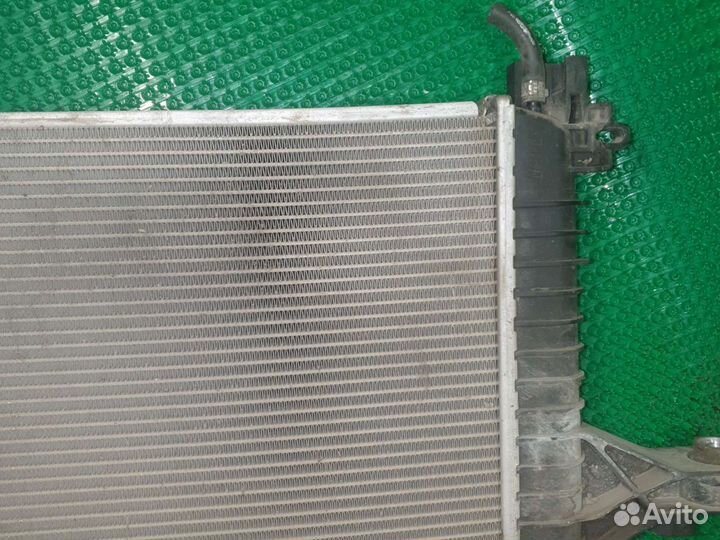 Радиатор охлаждения основной Вольво s80 АКПП