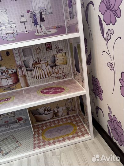 Большой кукольный домик