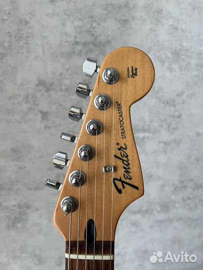 Гитара Fender Stratocaster mexico 2008 Cheery