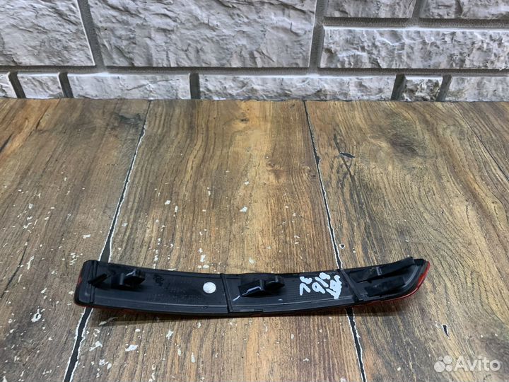 Volkswagen Jetta 6 Отражатель в бампер задний