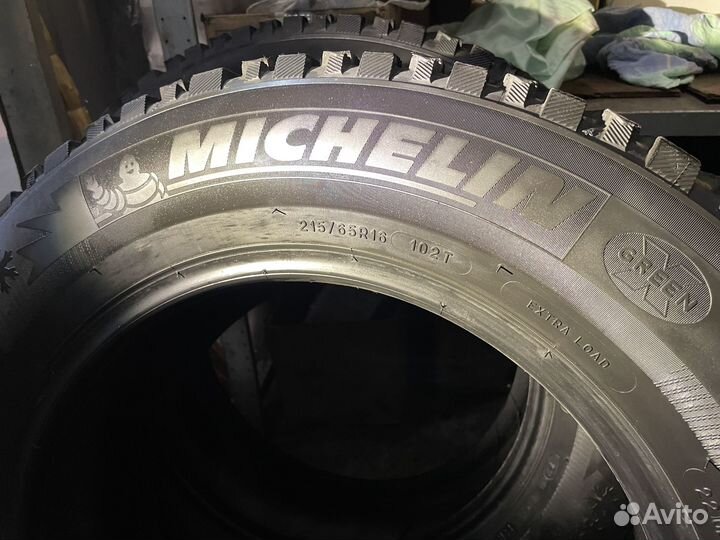 Michelin Latitude X-Ice North 3 215/65 R16 102T