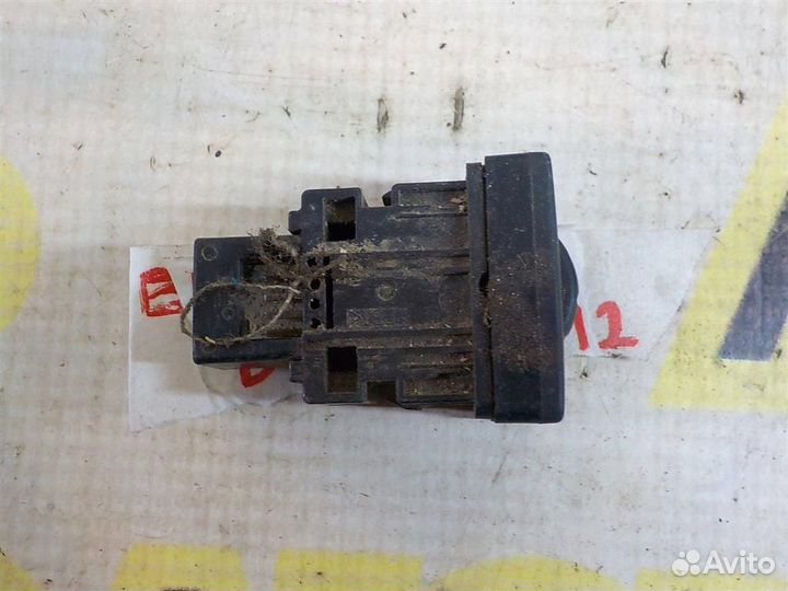 Кнопка корректора фар Toyota Corolla (E150) 2006