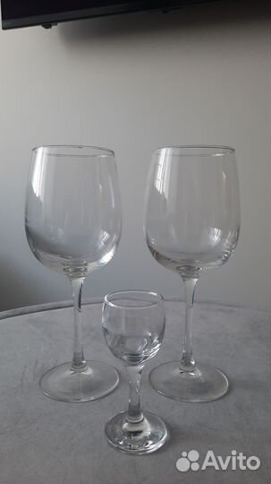 Бокалы -2шт. и рюмка-1шт