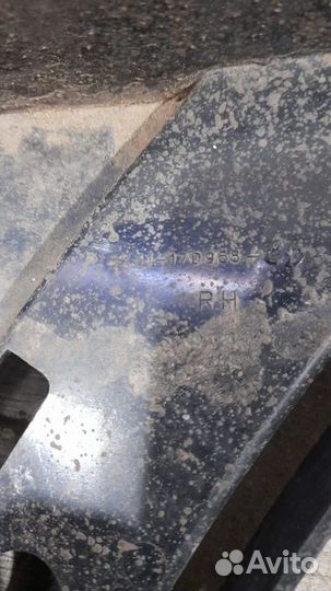 Кронштейн бампера передний правый Ford Transit 7 С