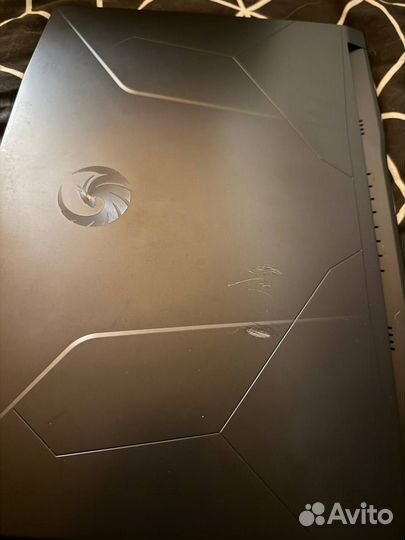 Ноутбук MSI bravo 15 c7v