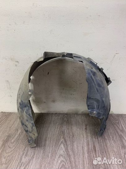 Подкрылок передний левый Opel Astra H