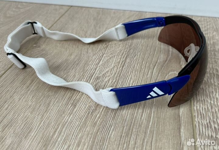 Спортивные очки adidas