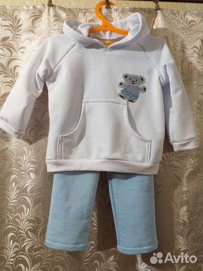 Костюмчики детские на год,полтора