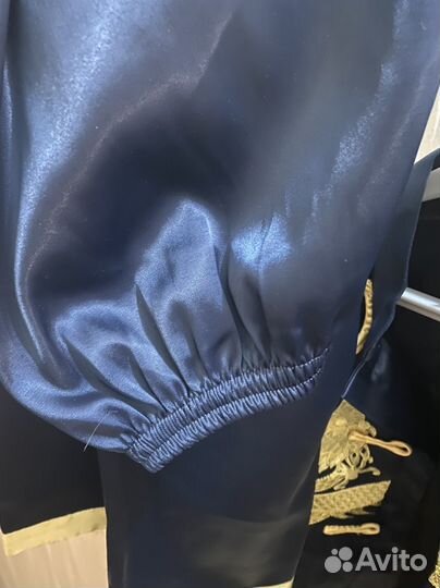 Костюм шелковый